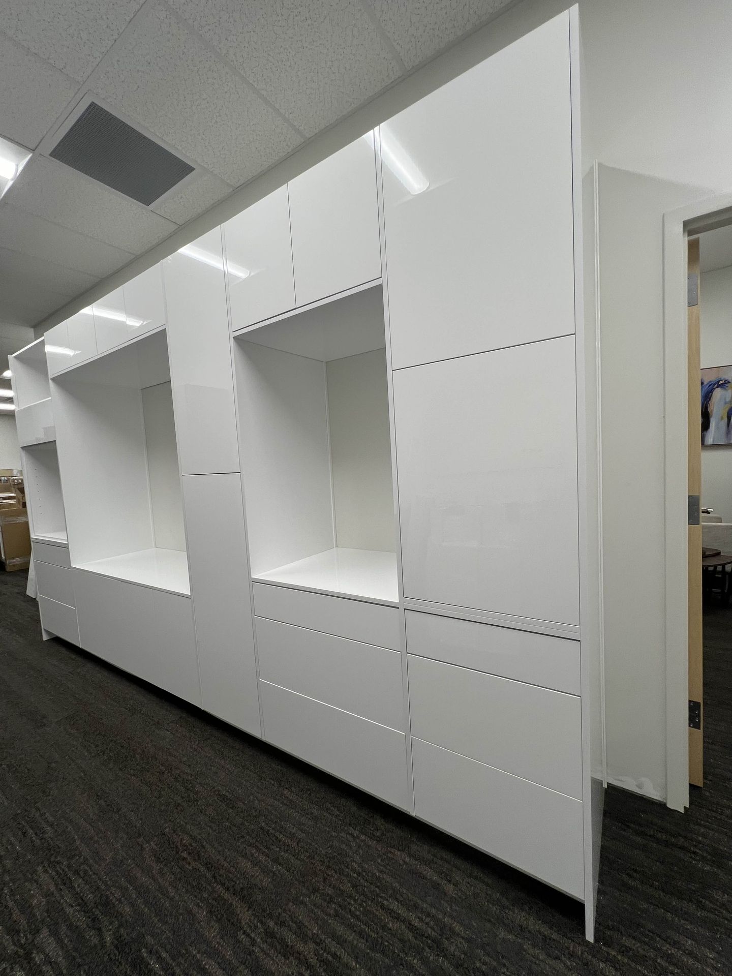 Highgloss White Display